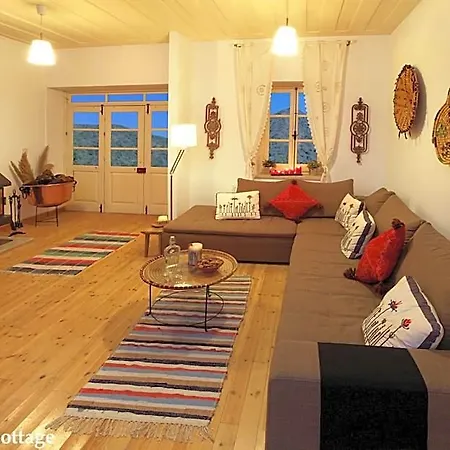 Kalopanayiotis Otel